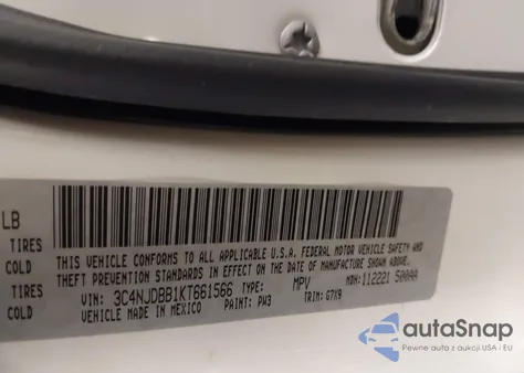 2019 Jeep Compass Latitude 4X4 z USA, uszkodzony, nr VIN 3C4NJDBB1KT661566